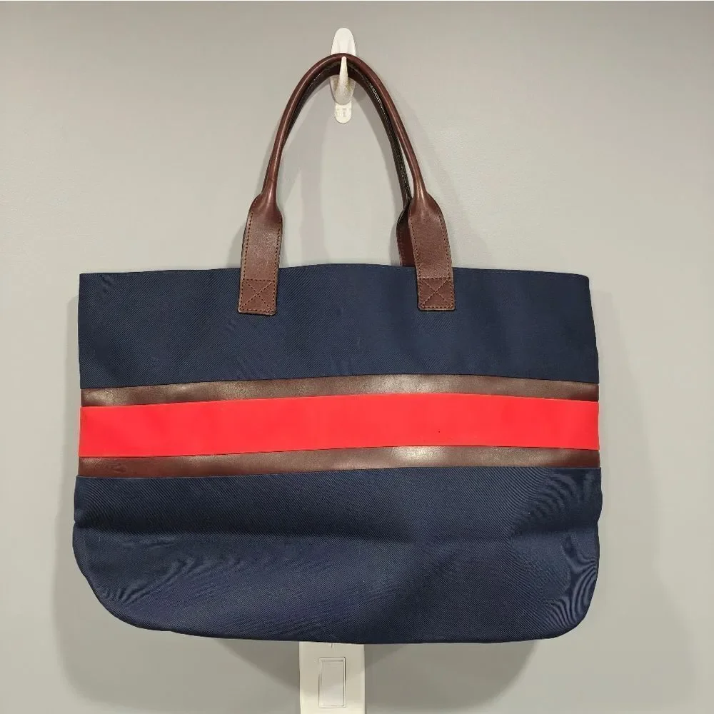 🐢 Dooney & Bourke Brooklawn XL Tote Weekender Bag Great Condition! - Picture 11 of 16